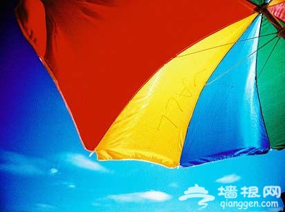 夏日海边攻略 超有用的沙滩小贴士推荐